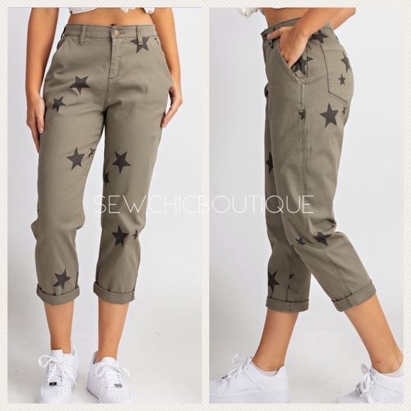 Star Print Washed Stretch Boyfriend Pants - Picture 3 of 6